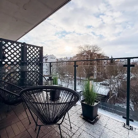 Cozy Corner 포즈난